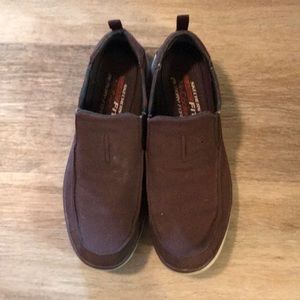 Men’s sketchers slip on shoes